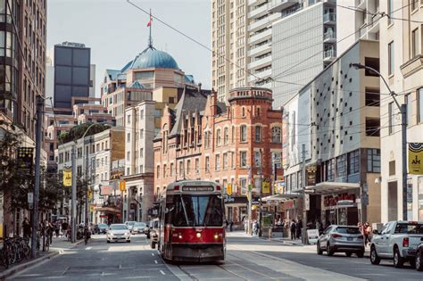 Why are Toronto streets so narrow?