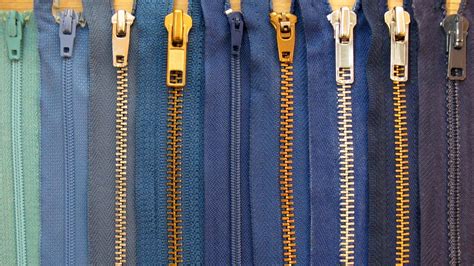 Why are male and female zippers different?