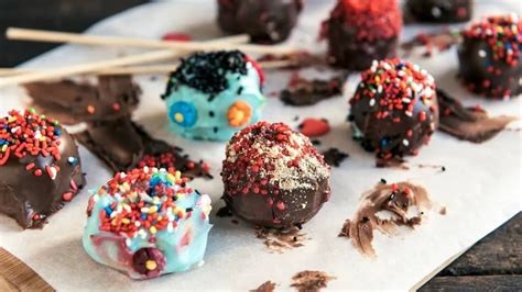 Why are my cake pops cracking?