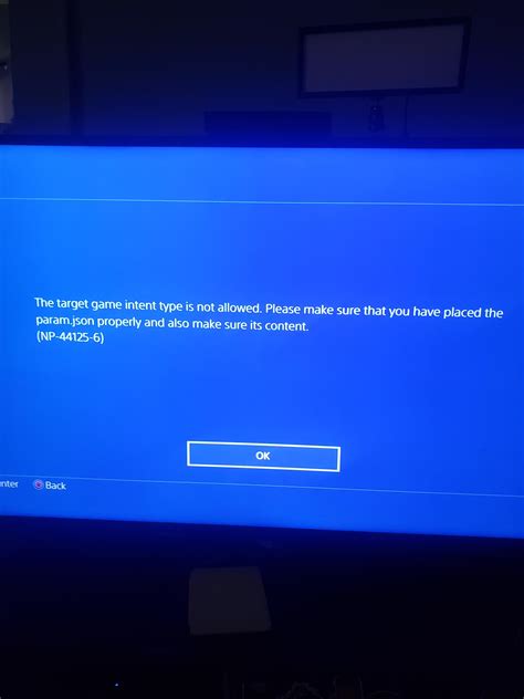 Why can't I play online on PS4?