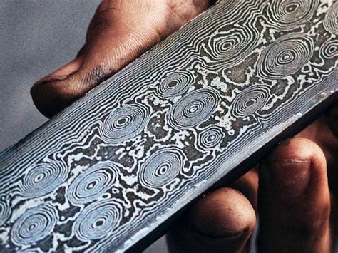 Why can't we recreate Damascus steel?