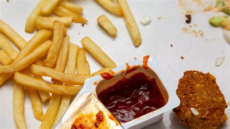 Why can't you reheat fries?
