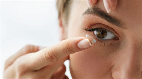 Why can't you wear contact lenses for more than 30 days?