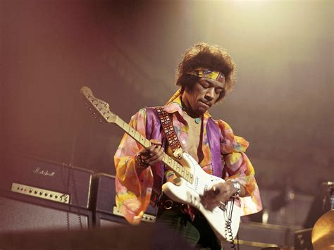 Why did Jimi Hendrix use his thumb?