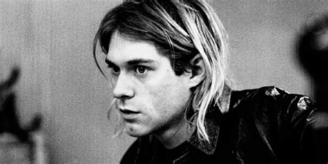 Why did Kurt Cobain become an icon?