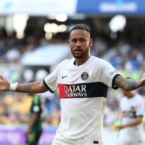 Why did Neymar leave PSG?