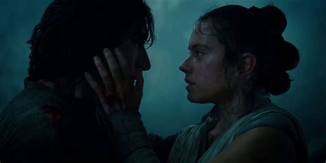 Why did Rey kiss Ben?