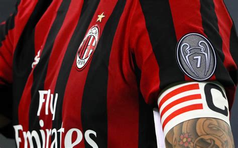 Why do AC Milan wear red?
