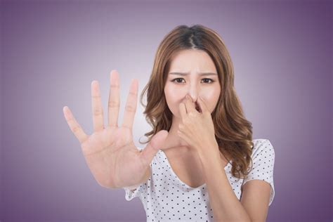 Why do bad smells linger in my nose?