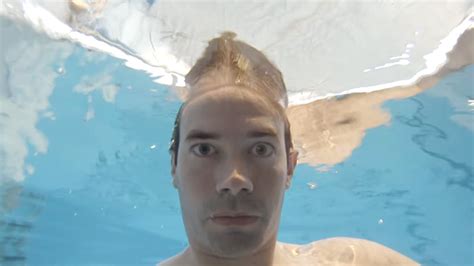 Why do eyes turn red in pool?