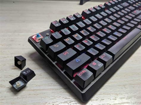Why do gamers prefer mechanical keyboards?