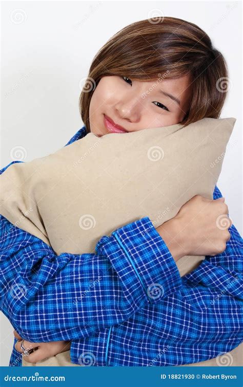 Why do girls hug their pillow?