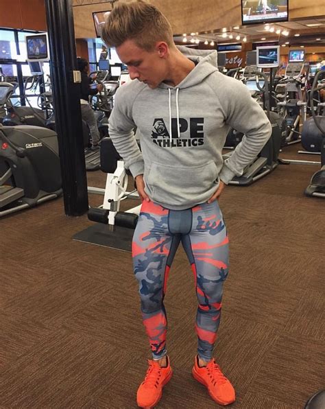 Why do guys wear leggings at the gym?