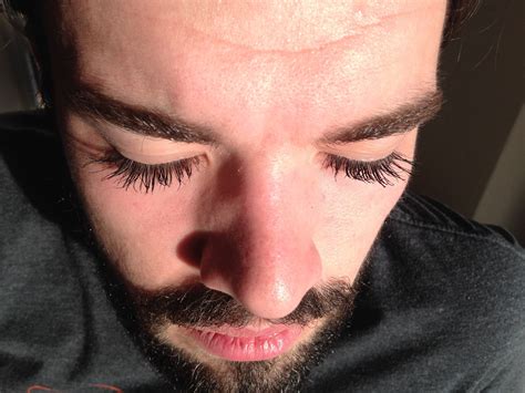 Why do men have longer eyelashes?