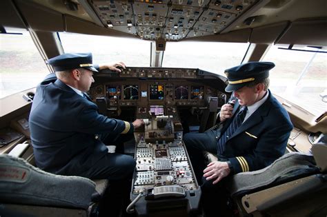 Why do pilots like the 777?