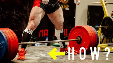 Why do powerlifters have low testosterone?