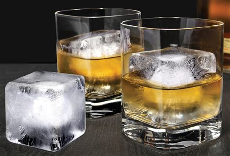Why do pub ice cubes last longer?