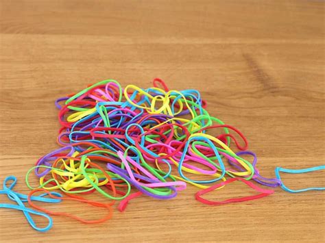 Why do you rubber band in games?