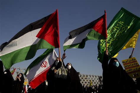 Why does Iran support Hamas?