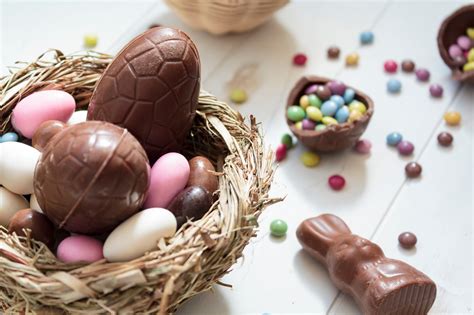 Why does chocolate have egg?