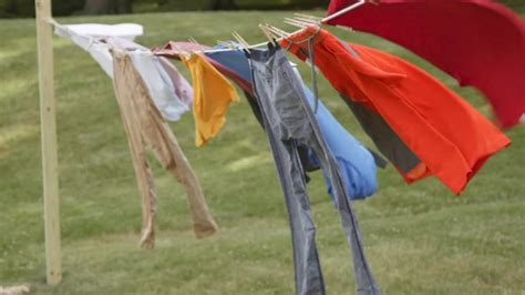 Why don't Americans line dry clothes?