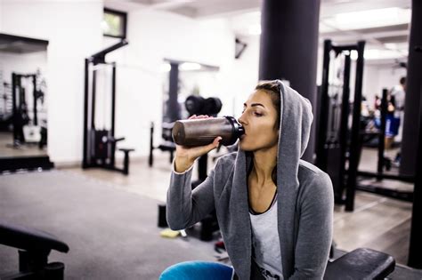 Why drink protein shake 30 minutes after workout?