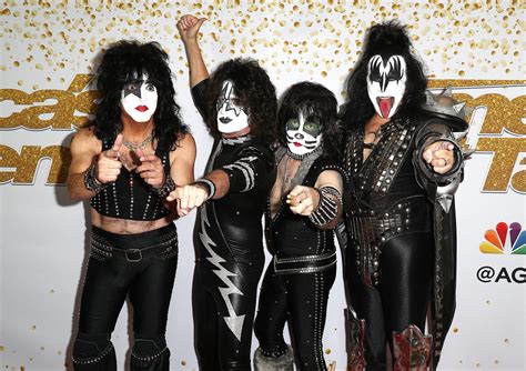 Why is Kiss ending?