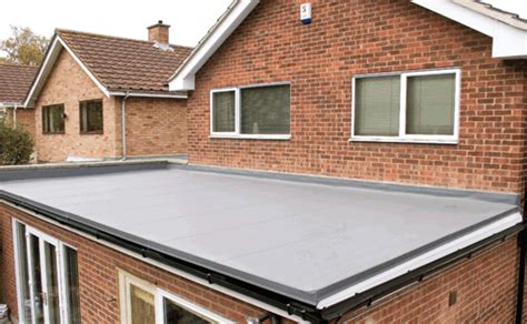 Why is a flat roof more expensive?