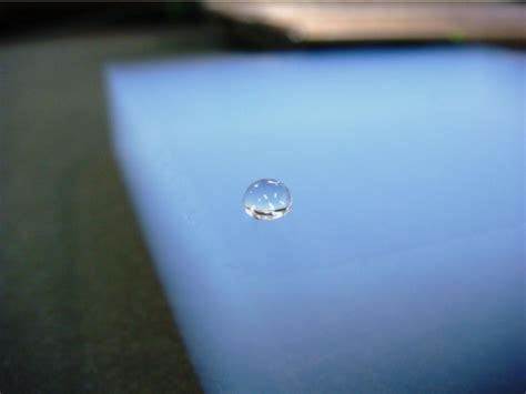 Why is aerogel waterproof?