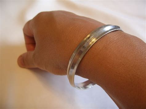 Why is it called a bangle bracelet?