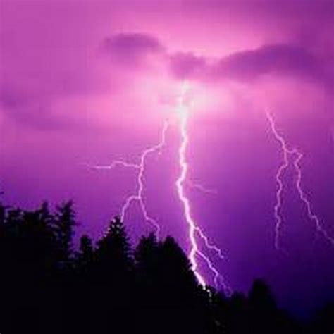 Why is lightning pink?