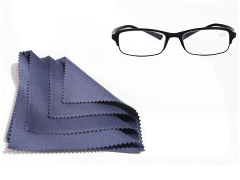 Why is microfiber used for glasses?