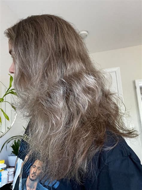 Why is my hair so dry after getting highlights?