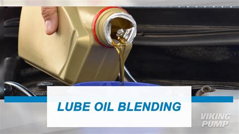 Why is oil a good lubricant?