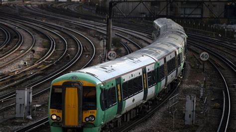 Why is signal so bad on trains?