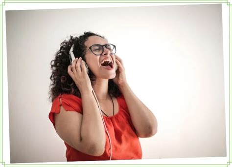 Why is yawning good for singers?