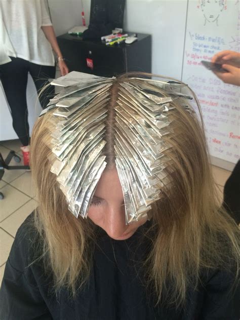 Why put foils in hair?