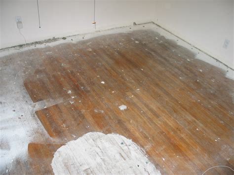 Why put plywood under carpet?