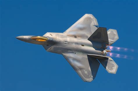 Why was there no F-22 in Top Gun?