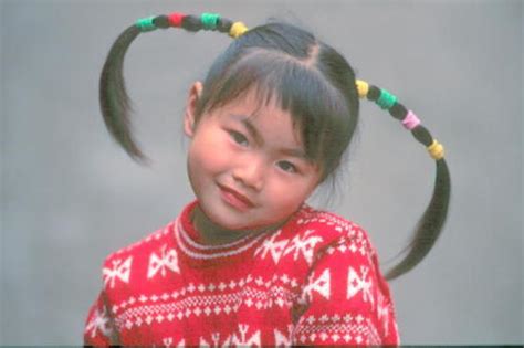 Why were pigtails banned in China?