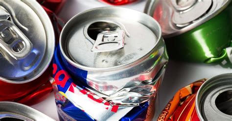 Why you should not crush aluminum cans?