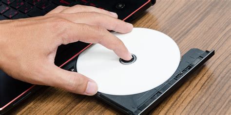 Will Windows 10 burn DVD?