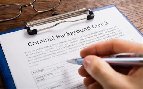 Will a felony show up on a background check after 10 years in Texas?