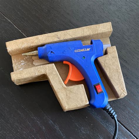 Will a hot glue gun hold metal?