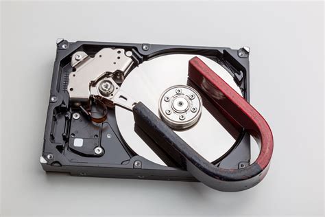 Will a magnet erase a hard drive?