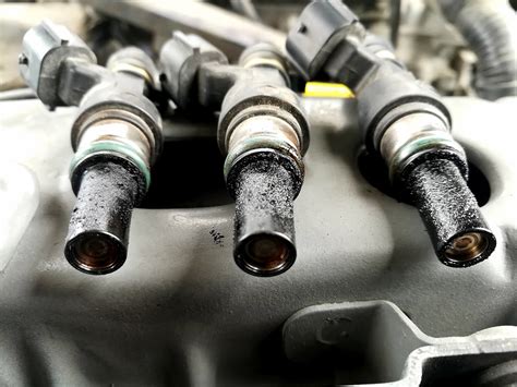 Will a weak fuel pump cause rough idle?