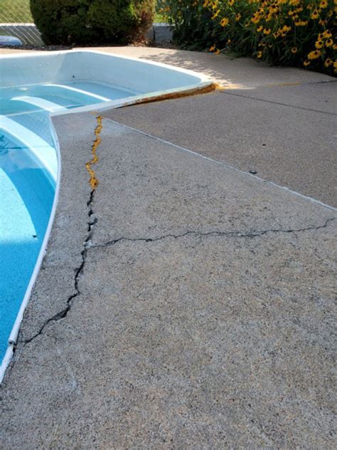 Will above ground pool crack concrete?
