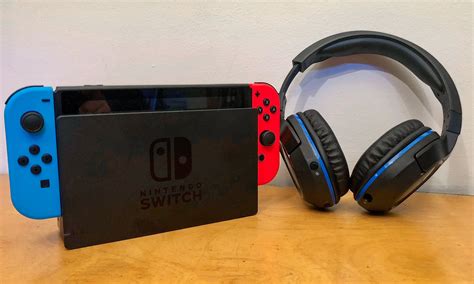 Will any headset work with switch?