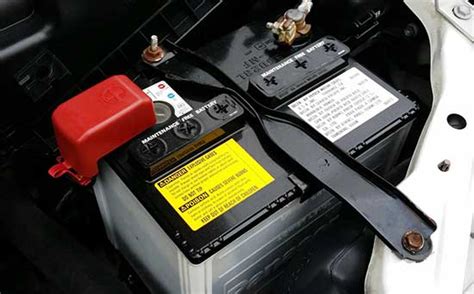 Will disconnecting battery reset car alarm?