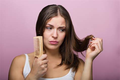 Will drinking more water help frizzy hair?